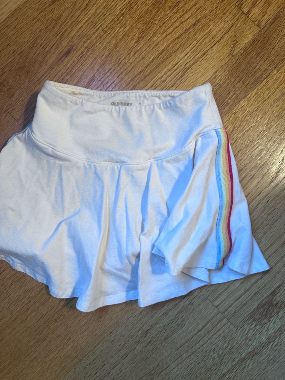 Old Navy White Women's Athletic Skort with Rainbow Side Trim